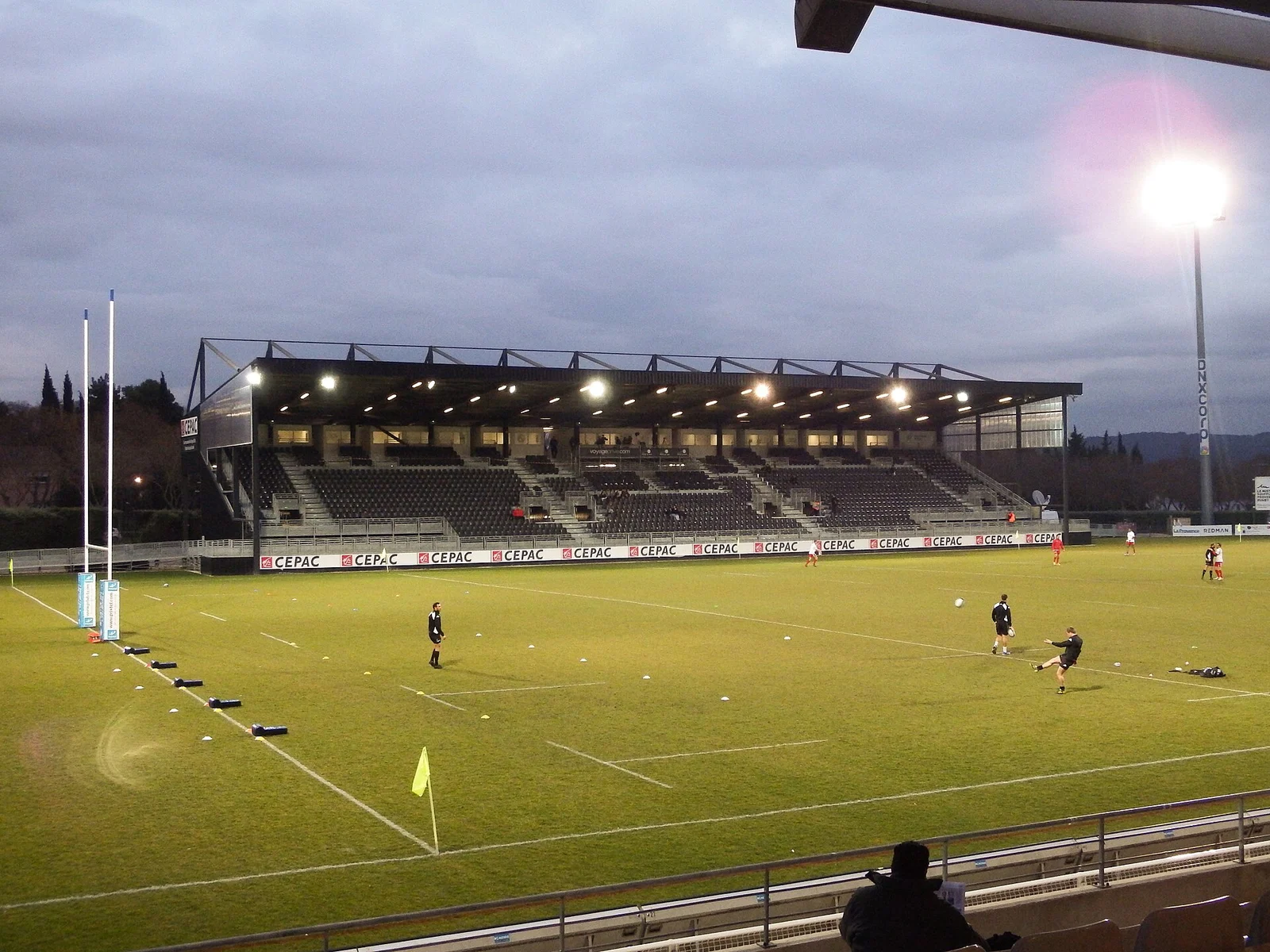 Le stade Maurice-David lors du match Provence Rugby–US Dax, le 26 février 2016.
